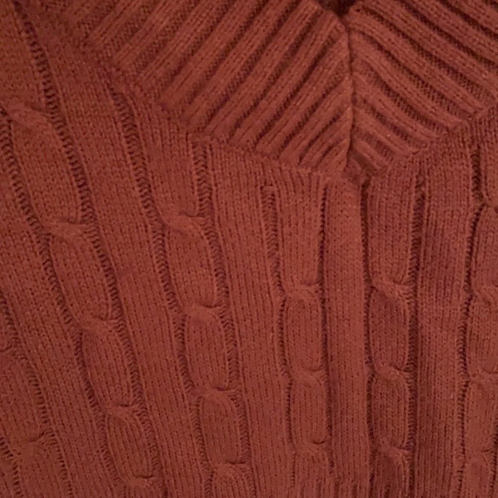 Crop top v-neck sweater - Picture 2 of 4